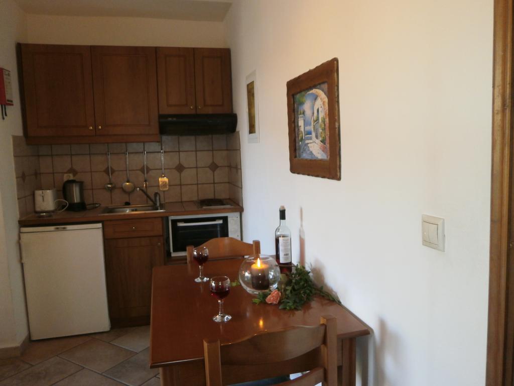 Eva Studios Kassiopi Room photo