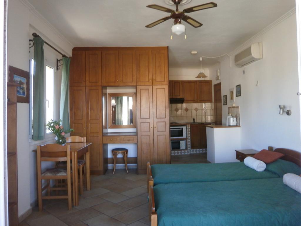 Eva Studios Kassiopi Room photo